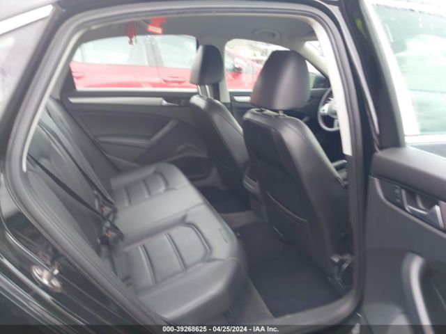 1VWAT7A38EC023042 Volkswagen Passat 1.8t Wolfsburg Edition