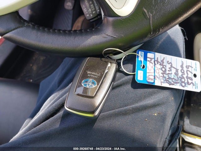 Toyota Prius Prime Advanced 2017 JTDKARFP5H3005879 Image 11