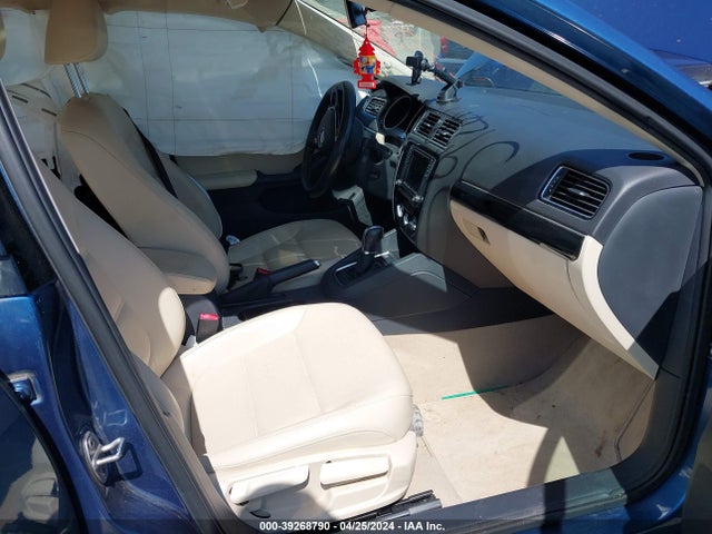 3VWL17AJ6GM319871 Volkswagen Jetta 1.8t Sel