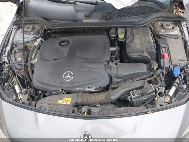 Mercedes-Benz CLA 250 2018 WDDSJ4EB9JN611212 Image 10