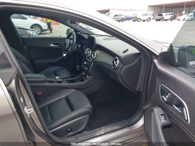 Mercedes-Benz CLA 250 2018 WDDSJ4EB9JN611212 Image 5