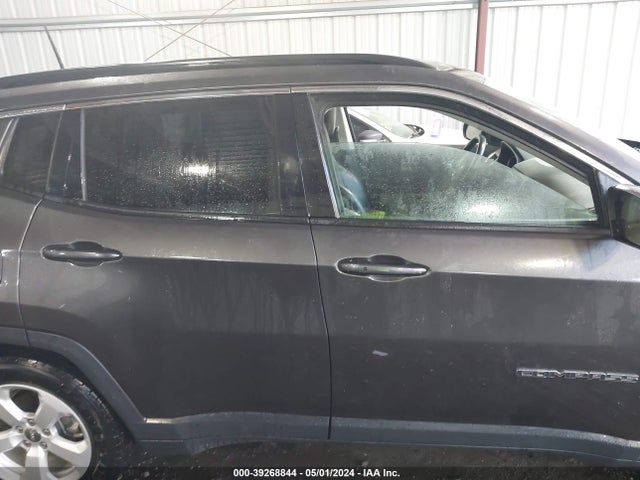 Jeep Compass Latitude Fwd 2018 3C4NJCBB9JT377014 Image 13