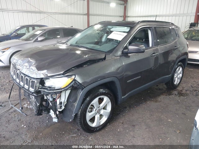 Jeep Compass Latitude Fwd 2018 3C4NJCBB9JT377014 Image 2