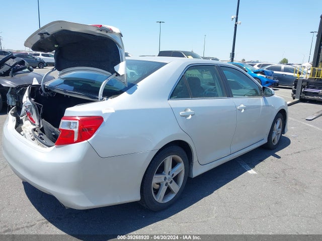 Toyota CAMRY SE 2014 4T1BF1FK9EU823978 Image 4