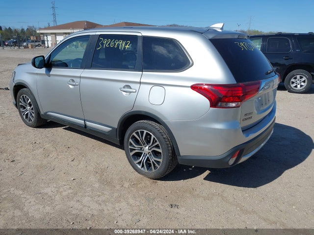 JA4AZ3A30JZ052191 Mitsubishi Outlander Es