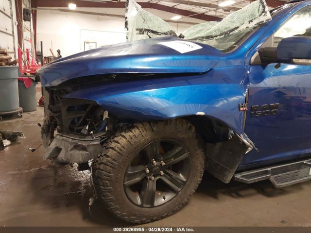 1C6RR7MT2JS216021 RAM 1500 Sport