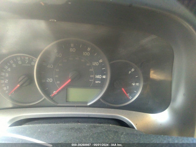 Toyota RAV4 LE 2016 JTMZFREV2GJ094465 Image 7