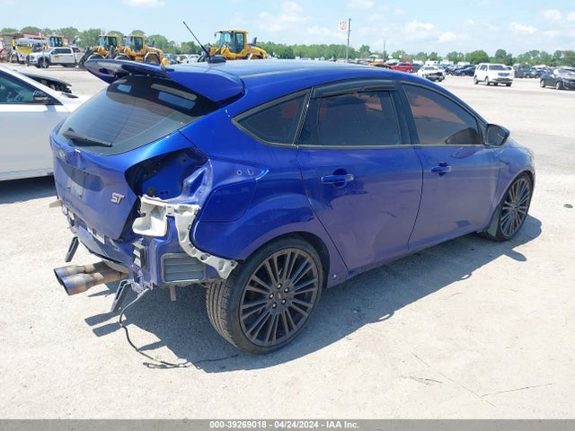 Ford FOCUS ST 2015 1FADP3L99FL268762 Image 4