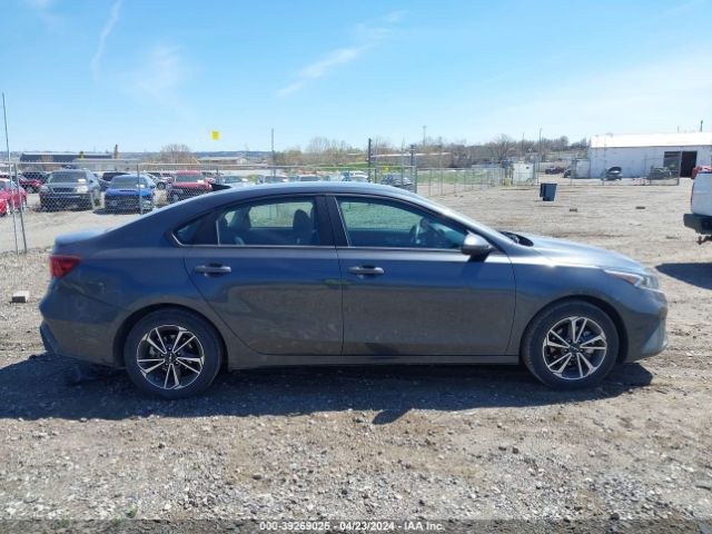 3KPF24AD3PE603684 KIA Forte Lxs