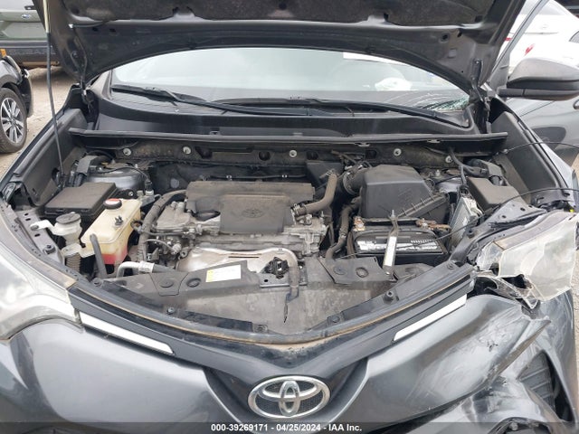 Toyota RAV4 LE 2016 JTMZFREV7GD089857 Image 10