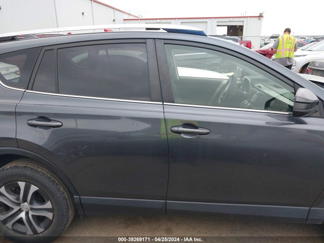 Toyota RAV4 LE 2016 JTMZFREV7GD089857 Image 13
