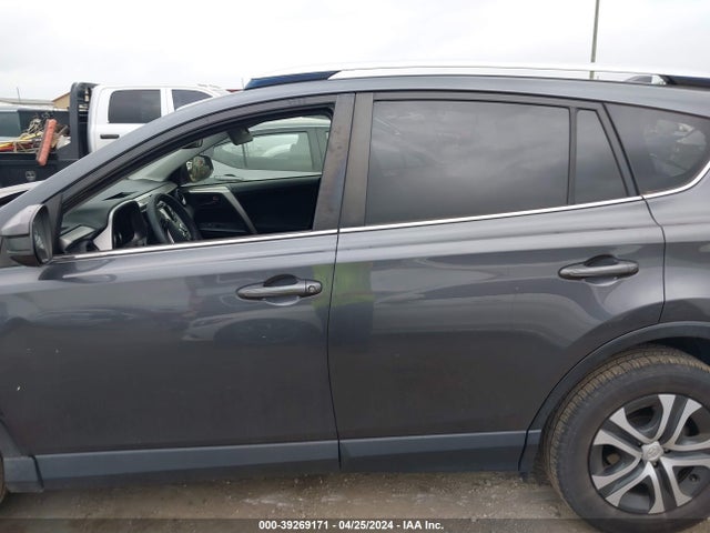 Toyota RAV4 LE 2016 JTMZFREV7GD089857 Image 14