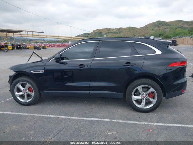 SADCJ2FXXKA601296 Jaguar F-pace 25t Premium