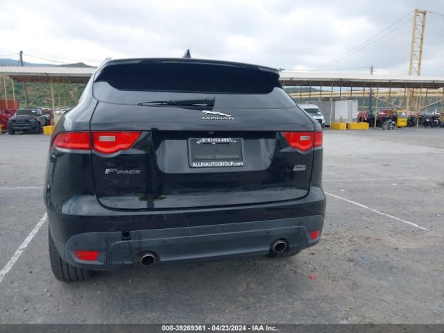 SADCJ2FXXKA601296 Jaguar F-pace 25t Premium
