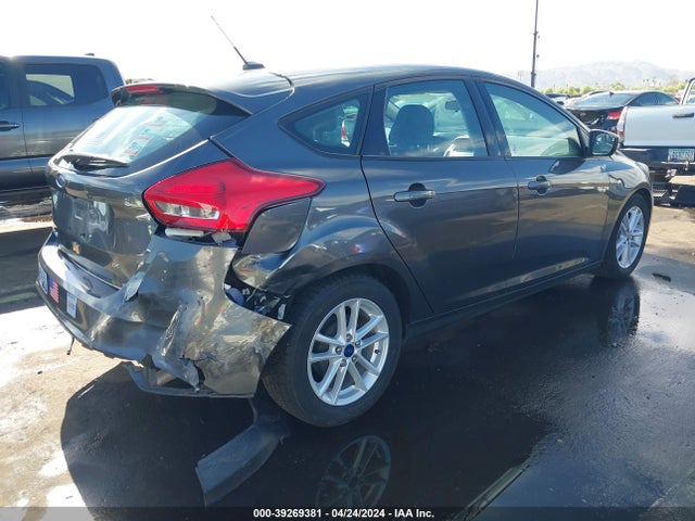Ford FOCUS SE 2017 1FADP3K21HL325608 Image 4