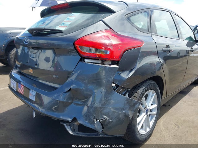 Ford FOCUS SE 2017 1FADP3K21HL325608 Image 6