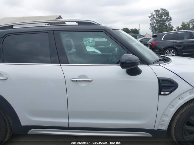 WMZYS7C36J3E08677 Mini COOPER COUNTRYMAN
