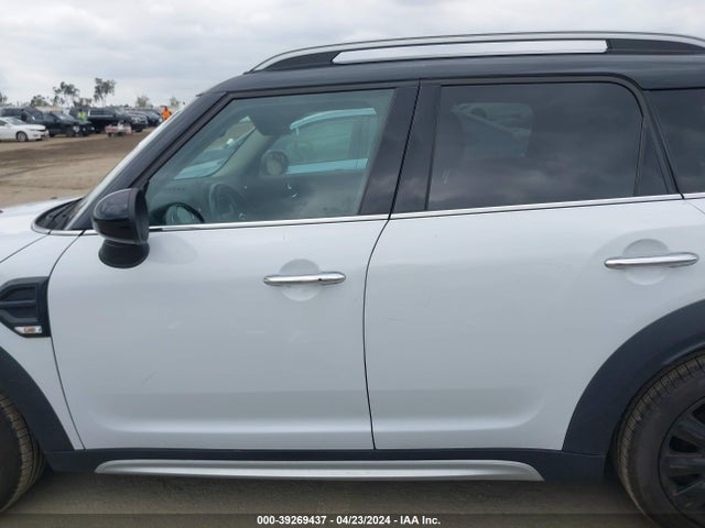 WMZYS7C36J3E08677 Mini COOPER COUNTRYMAN