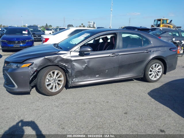 Toyota CAMRY LE 2024 4T1C11AK1RU879252 Image 14