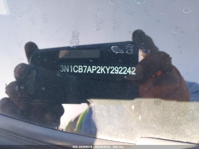 Nissan Sentra Nismo 2019 3N1CB7AP2KY292242 Image 9