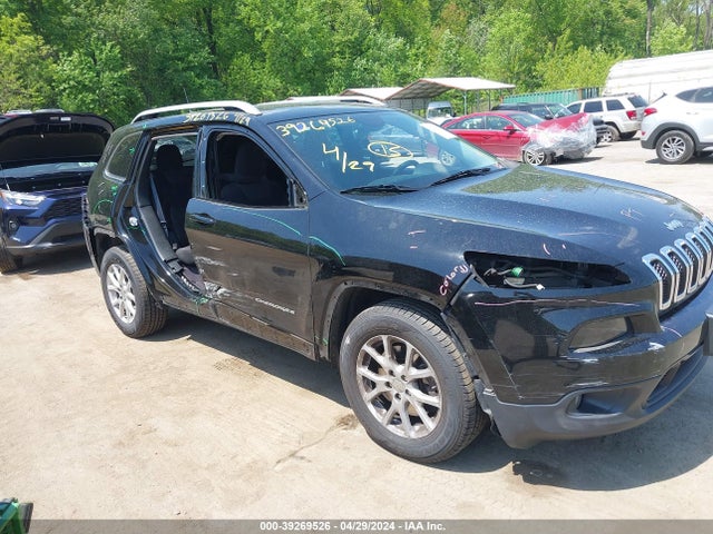 1C4PJMCS1HW600552 Jeep Cherokee Latitude 4x4