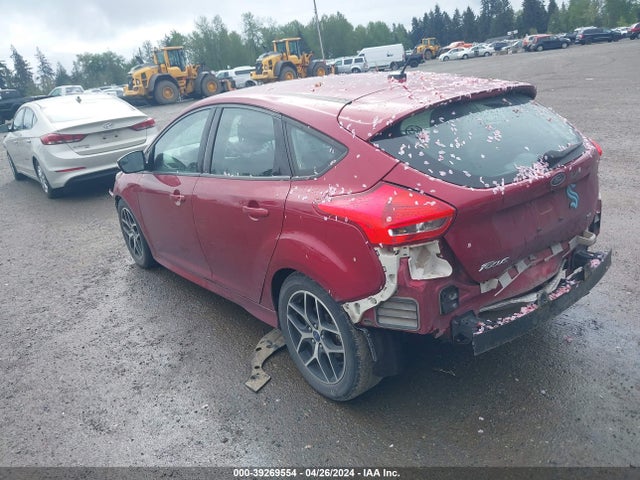 Ford FOCUS SE 2016 1FADP3K29GL372979 Image 3
