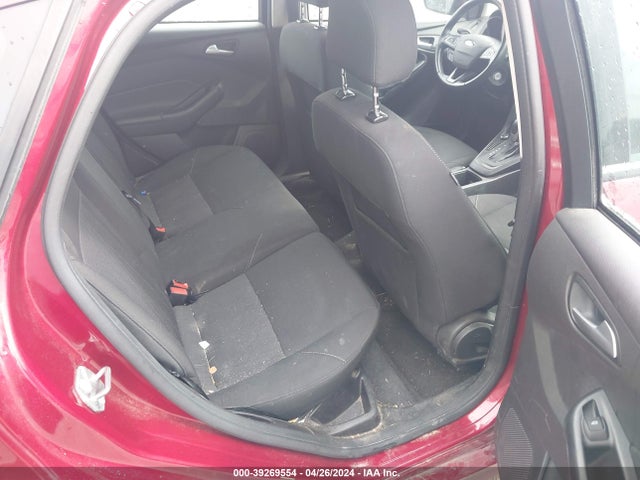 Ford FOCUS SE 2016 1FADP3K29GL372979 Image 8