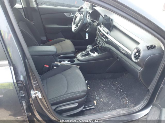 3KPF24AD4NE501100 KIA FORTE FE