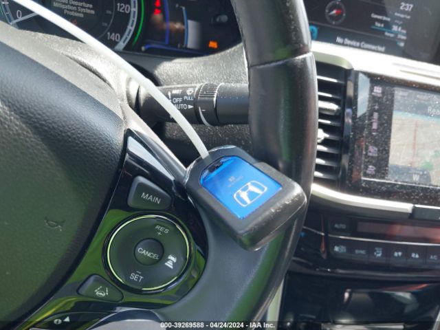 JHMCR6F78HC007152 Honda Accord Hybrid Touring