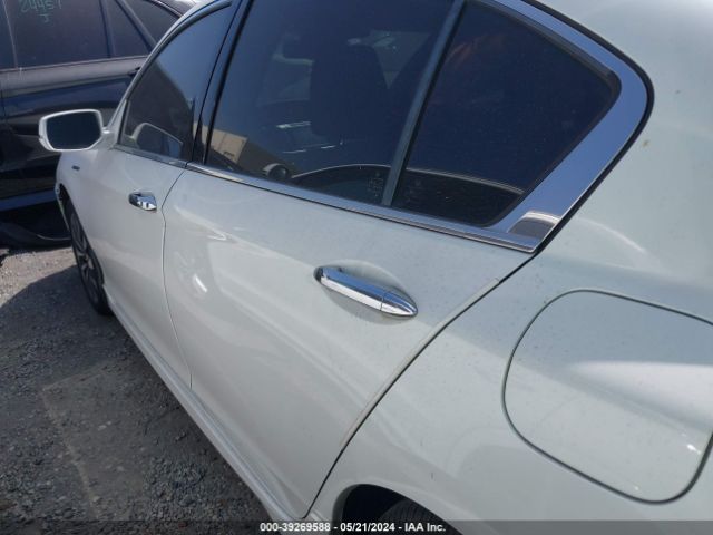 JHMCR6F78HC007152 Honda Accord Hybrid Touring
