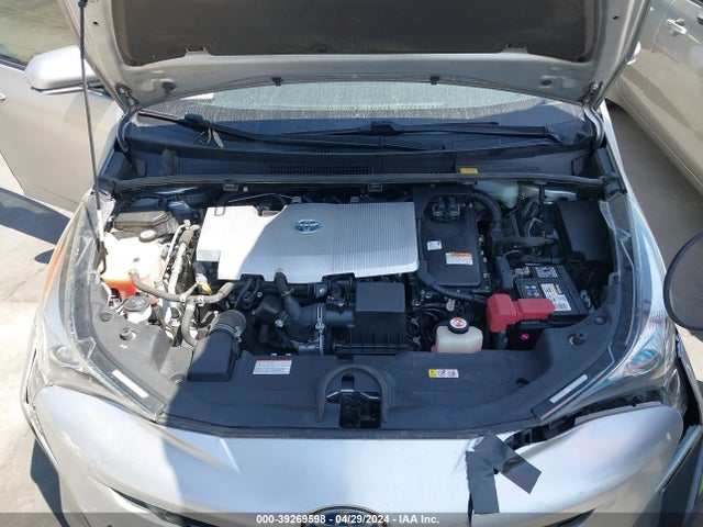 Toyota Prius Two 2018 JTDKBRFU5J3070806 Image 10