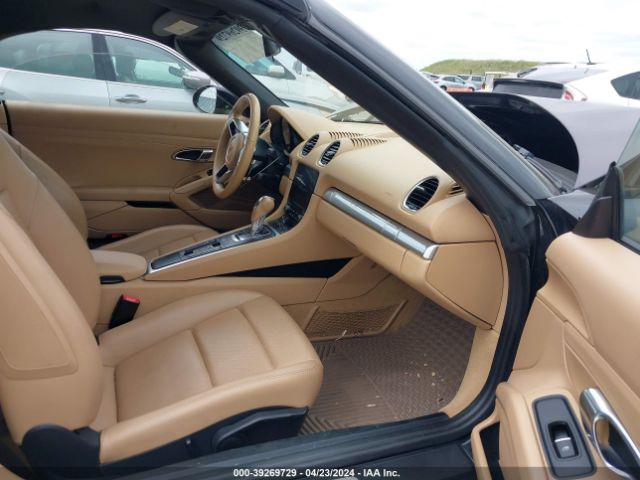 WP0CA2A81HS221231 Porsche 718 Boxster