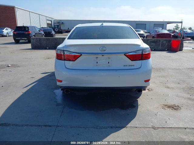 Lexus ES 350 2015 JTHBK1GG5F2189820 Image 16