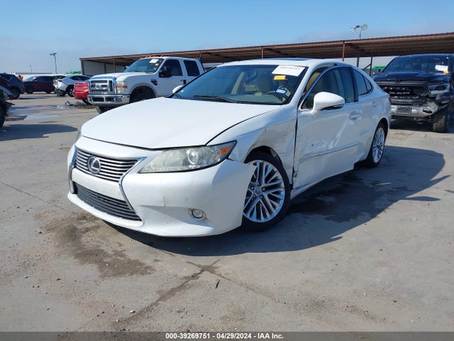 Lexus ES 350 2015 JTHBK1GG5F2189820 Image 2