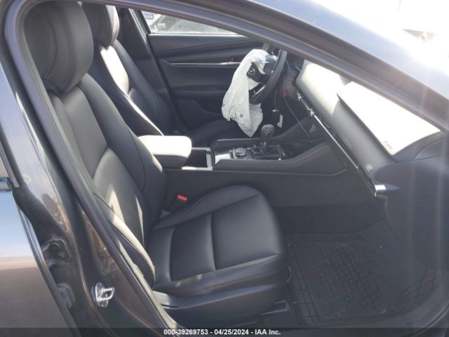JM1BPBCLXM1314082 Mazda Mazda3 Preferred