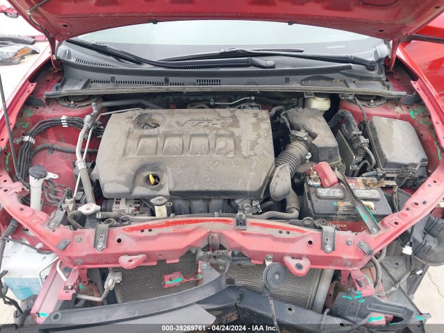 Toyota COROLLA LE 2018 5YFBURHEXJP750403 Image 10