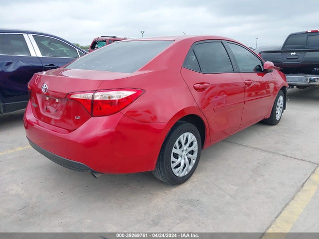 Toyota COROLLA LE 2018 5YFBURHEXJP750403 Image 4