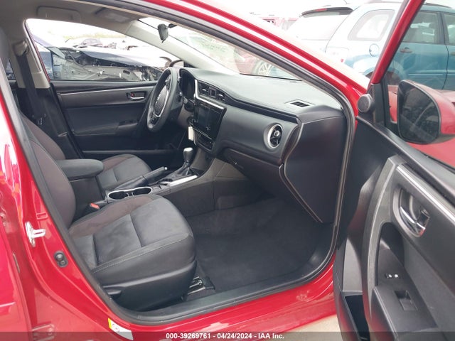 Toyota COROLLA LE 2018 5YFBURHEXJP750403 Image 5