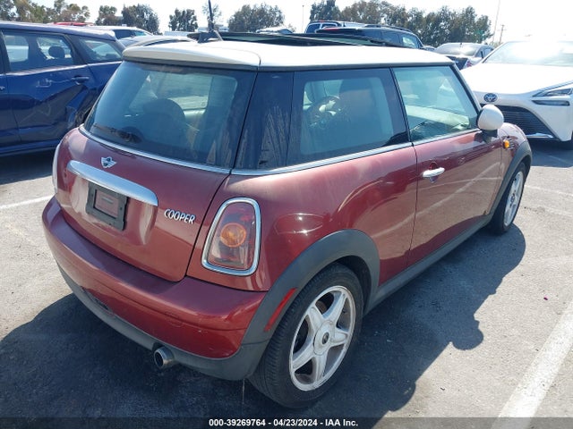 2007 MINI COOPER WMWMF33507TT57578 Photo 3