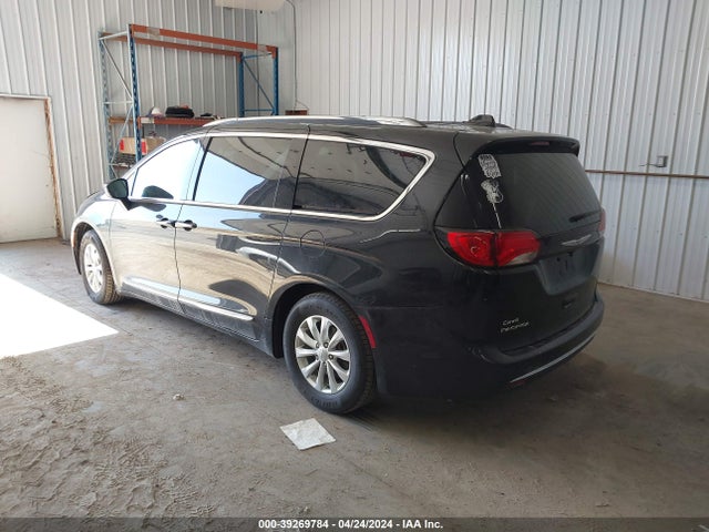 2C4RC1BG3JR233716 Chrysler Pacifica Touring L