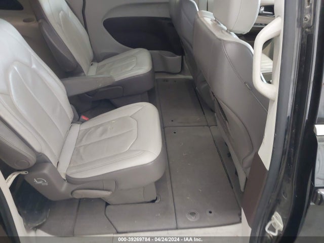 2C4RC1BG3JR233716 Chrysler Pacifica Touring L