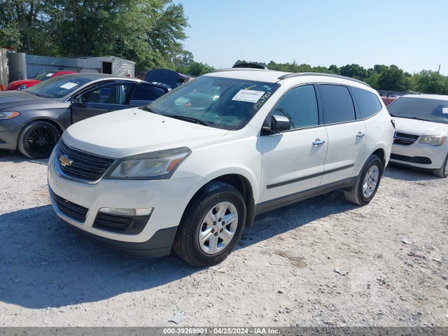 Chevrolet Traverse Ls 2015 1GNKRFKD7FJ131454 Image 2