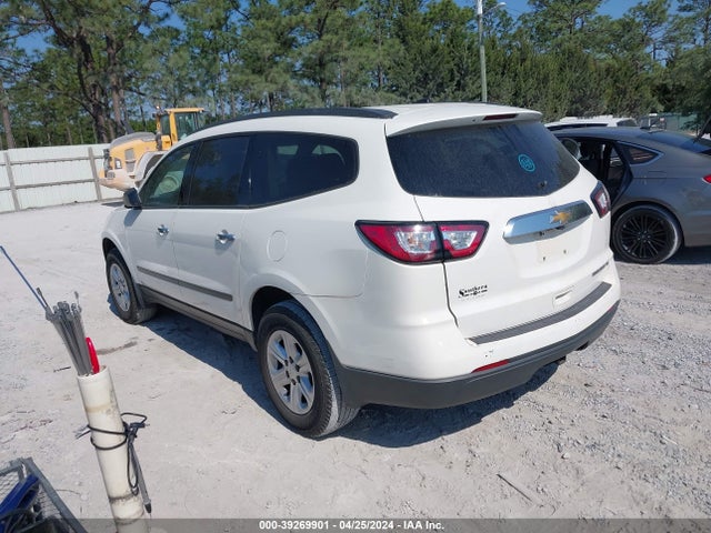 Chevrolet Traverse Ls 2015 1GNKRFKD7FJ131454 Image 3