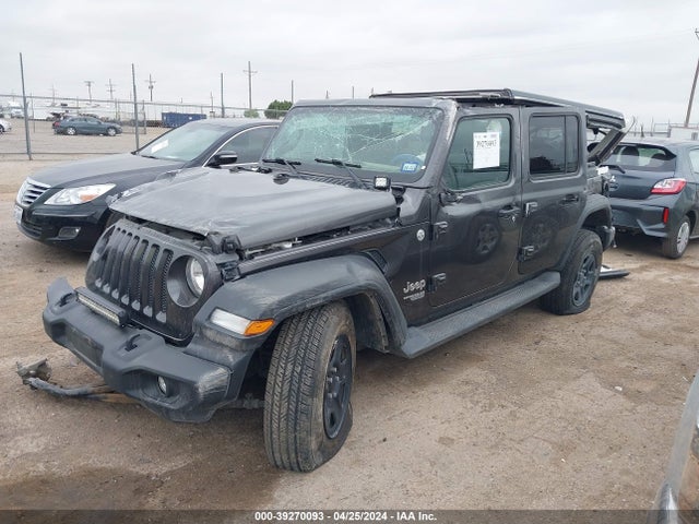 1C4HJXDNXJW283519 Jeep Wrangler Unlimited Sport 4x4