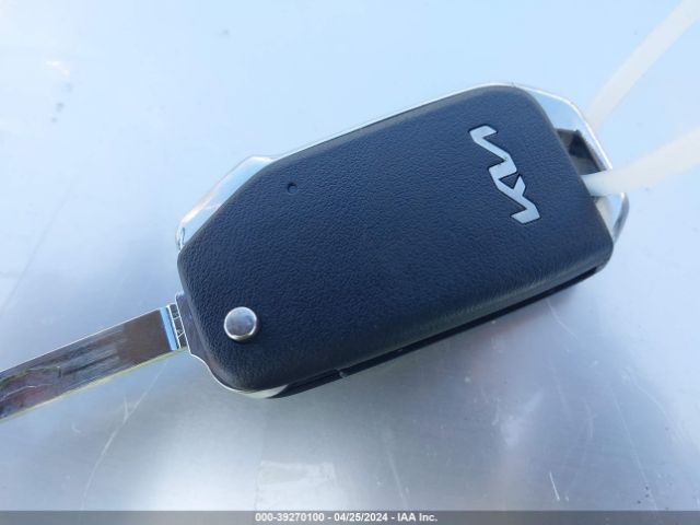 3KPF24AD8PE625079 KIA Forte Lxs