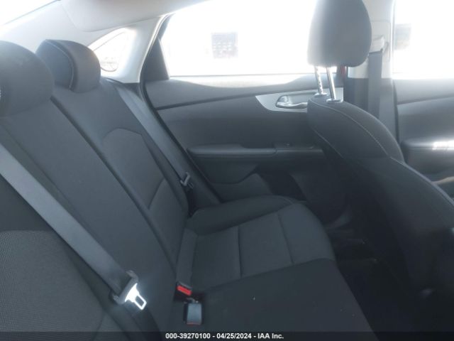 3KPF24AD8PE625079 KIA Forte Lxs