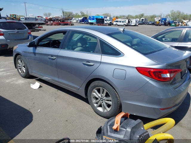 Hyundai SONATA SE 2015 5NPE24AF3FH150027 Image 3