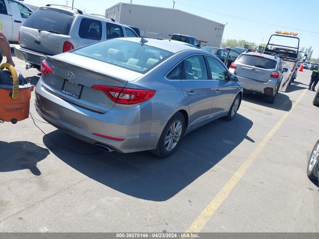 Hyundai SONATA SE 2015 5NPE24AF3FH150027 Image 4