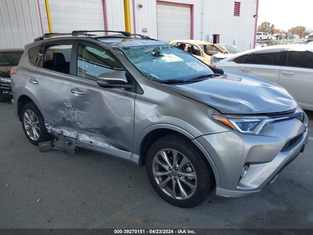 2T3DFREV2HW558416 Toyota Rav4 Platinum