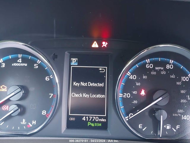 2T3DFREV2HW558416 Toyota Rav4 Platinum